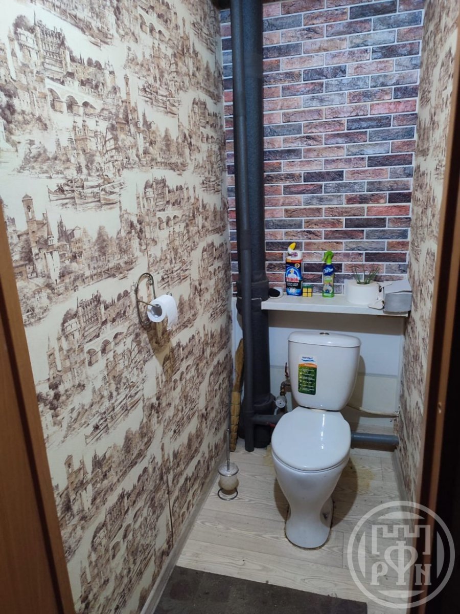 Продажа комнаты Пирогова пер.,  д. 4