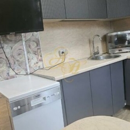 Продажа 3-комн квартиры на вторичном рынке Клин, улица Карла Маркса,  д. 85