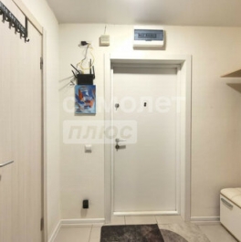 Продажа 4-комн квартиры на вторичном рынке Саларьевская ул,  д. 9