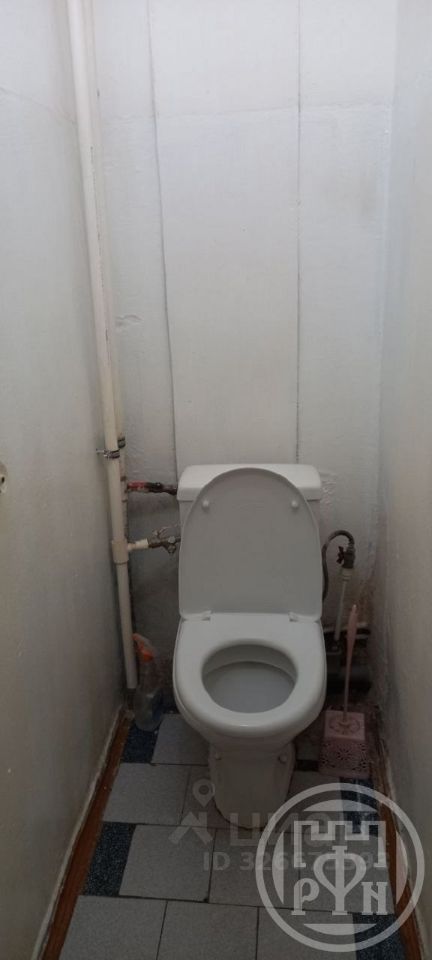 Продажа комнаты Ломоносов, улица Победы, 11