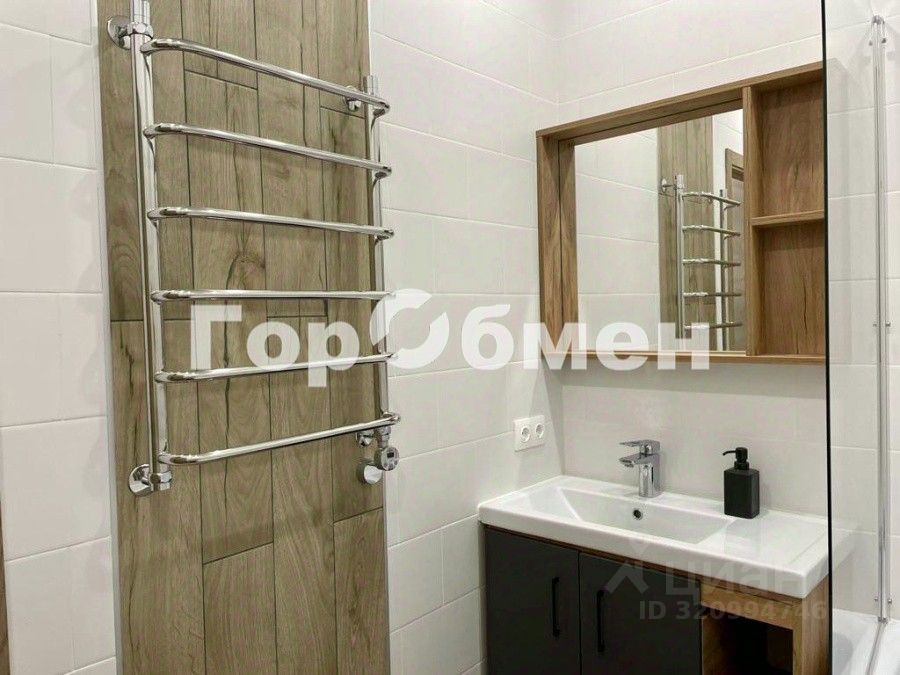 Продажа 2-комн квартиры на вторичном рынке Южные Горки мкр, пос. Мещерино,  д. 2