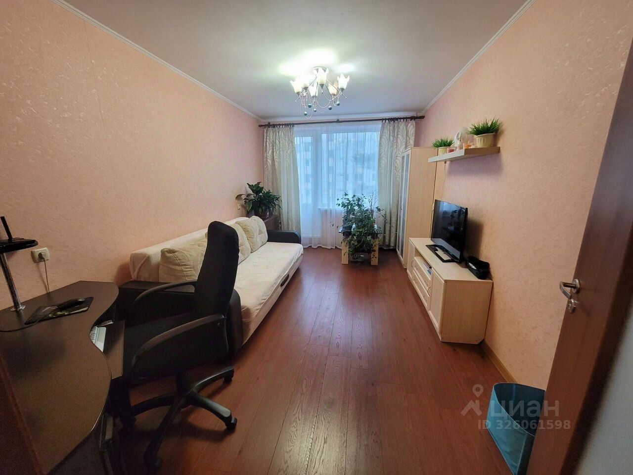 Продажа 3-комн квартиры на вторичном рынке пос. Глебычево, улица Мира, 3