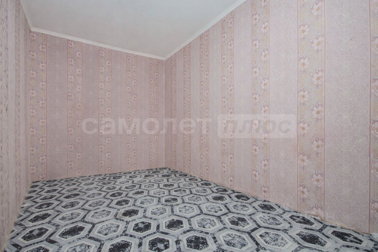 Продажа 2-комн квартиры на вторичном рынке Южный мкр, улица Рижская,  д. 6