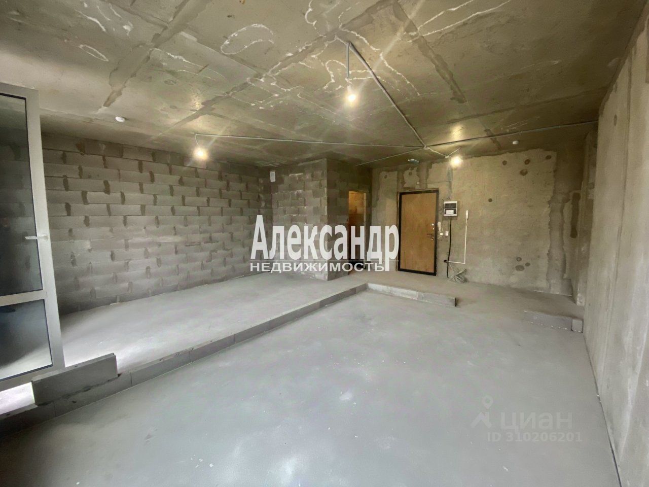 Продажа 2-комн квартиры на вторичном рынке Коломяжский проспект, 13к3