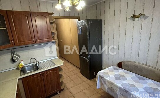 Продажа 3-комн квартиры на вторичном рынке пр-кт Непокорённых,  д. 74