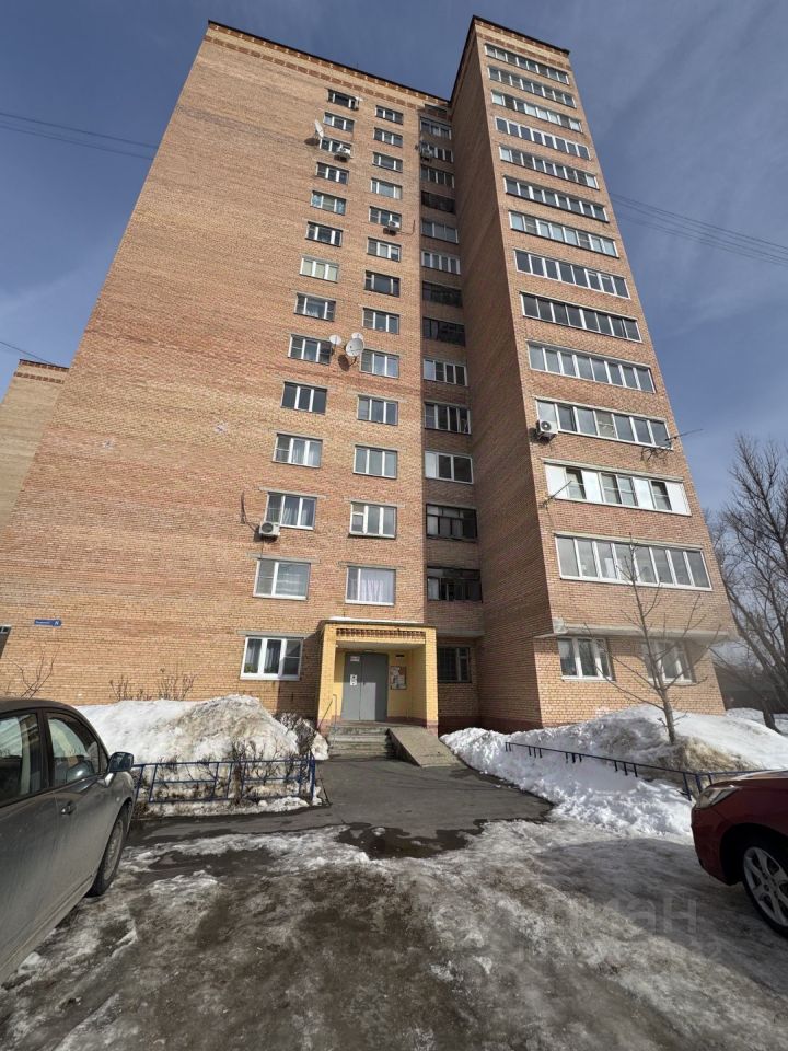 Продажа 1-комн квартиры на вторичном рынке Цемгигант мкр, улица Беркино,  д. 8