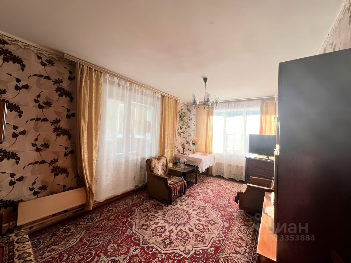 Продажа 2-комн квартиры на вторичном рынке 6-й мкр,  д. 17