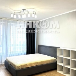 Продажа 1-комн квартиры на вторичном рынке улица Александры Монаховой,  д. 94 к1