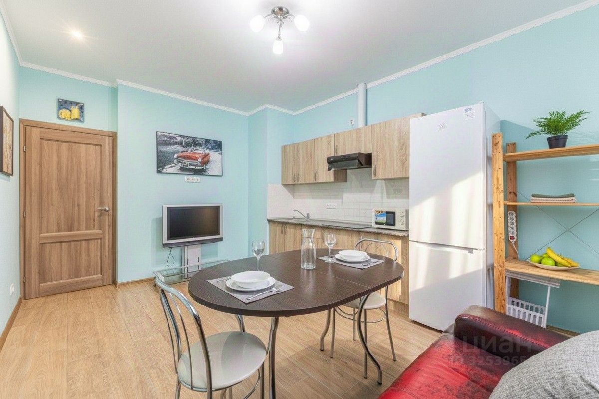 Продажа 2-комн квартиры на вторичном рынке Ленинградский проспект, 35С2