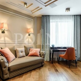 Продажа 4-комн квартиры на вторичном рынке улица Исаковского,  д. 39 к1