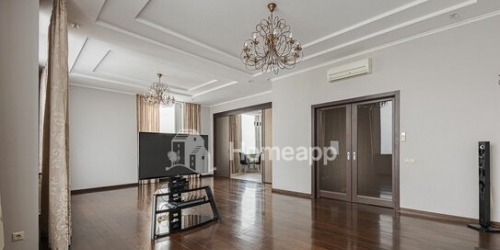 3-комн квартира ул Мосфильмовская,  д. 8,  к. 1