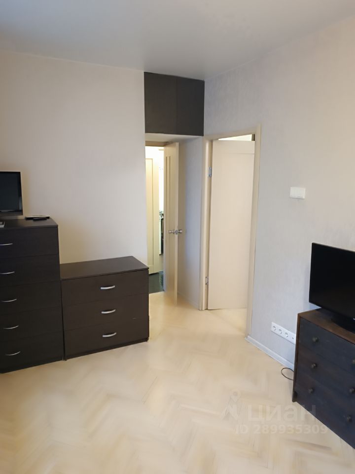 Аренда 2-комн квартиры на вторичном рынке улица Паршина, 11