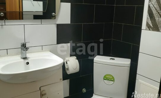 Продажа 2-комн квартиры на вторичном рынке Рабфаковский 1-й пер,  д. 5