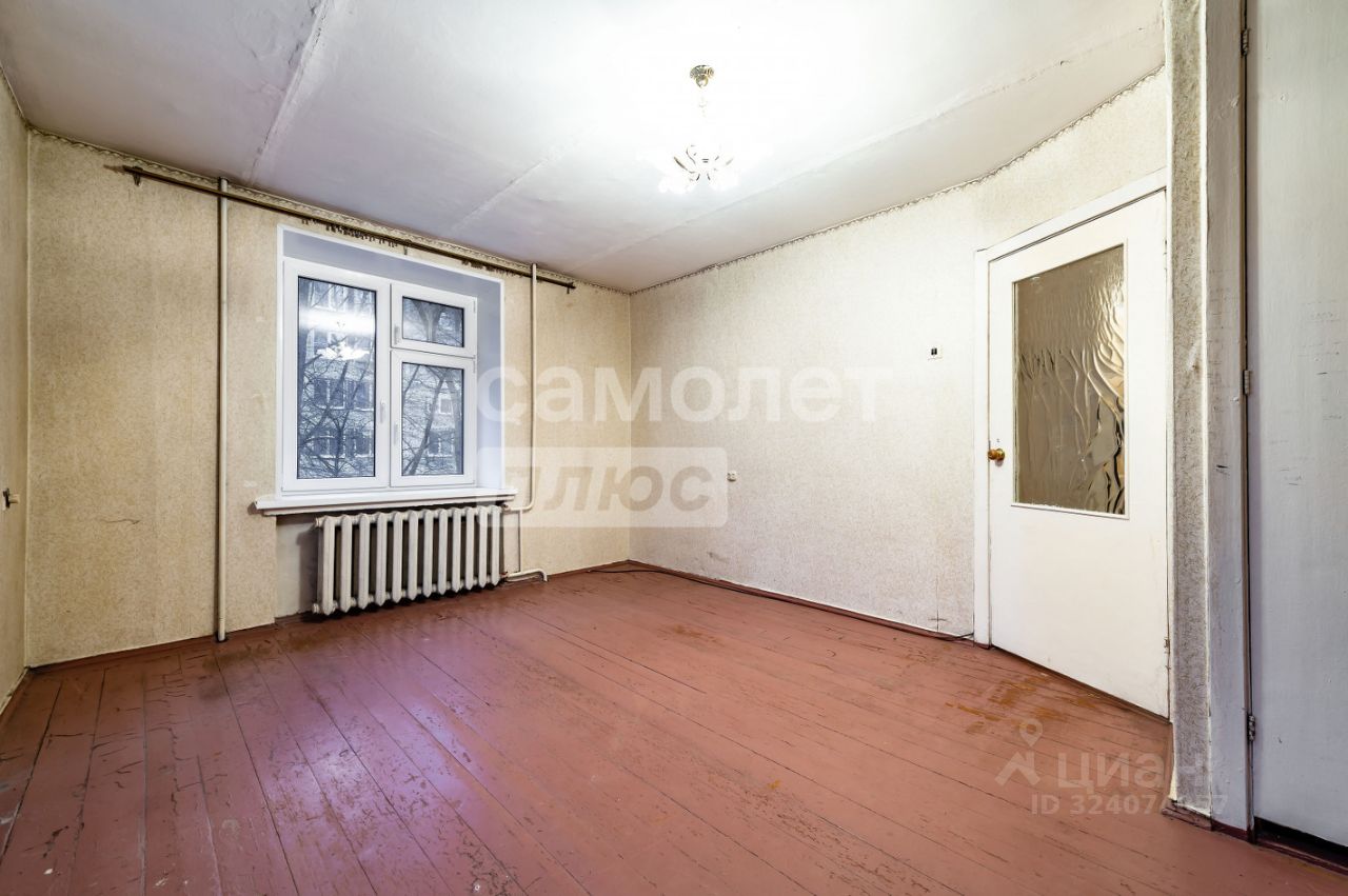 Продажа 1-комн квартиры на вторичном рынке Колпино, Павловская улица, 84