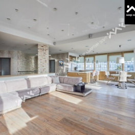 Продажа 5-комн квартиры на вторичном рынке Зеленина Б. ул,  д. 8,  к. 2