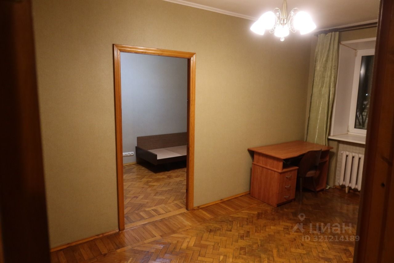 Продажа 2-комн квартиры на вторичном рынке улица Бориса Галушкина, 21