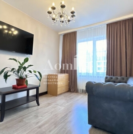 Продажа 3-комн квартиры на вторичном рынке Ветеранов пр-кт,  д. 171 к4 с1