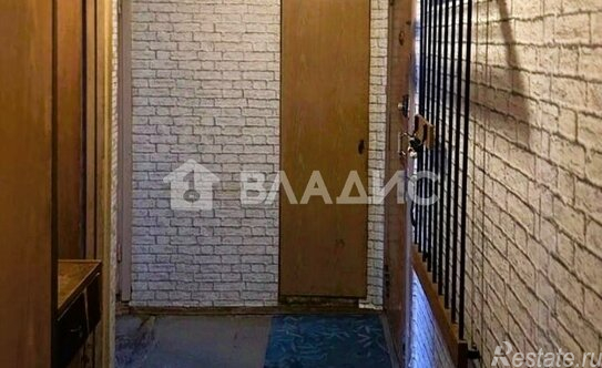 Продажа 2-комн квартиры на вторичном рынке ул Бутлерова,  д. 24