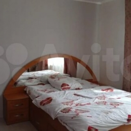 Продажа 1-комн квартиры на вторичном рынке Бокситогорский район, , Пикалево, мкр 6-й,  д. 40