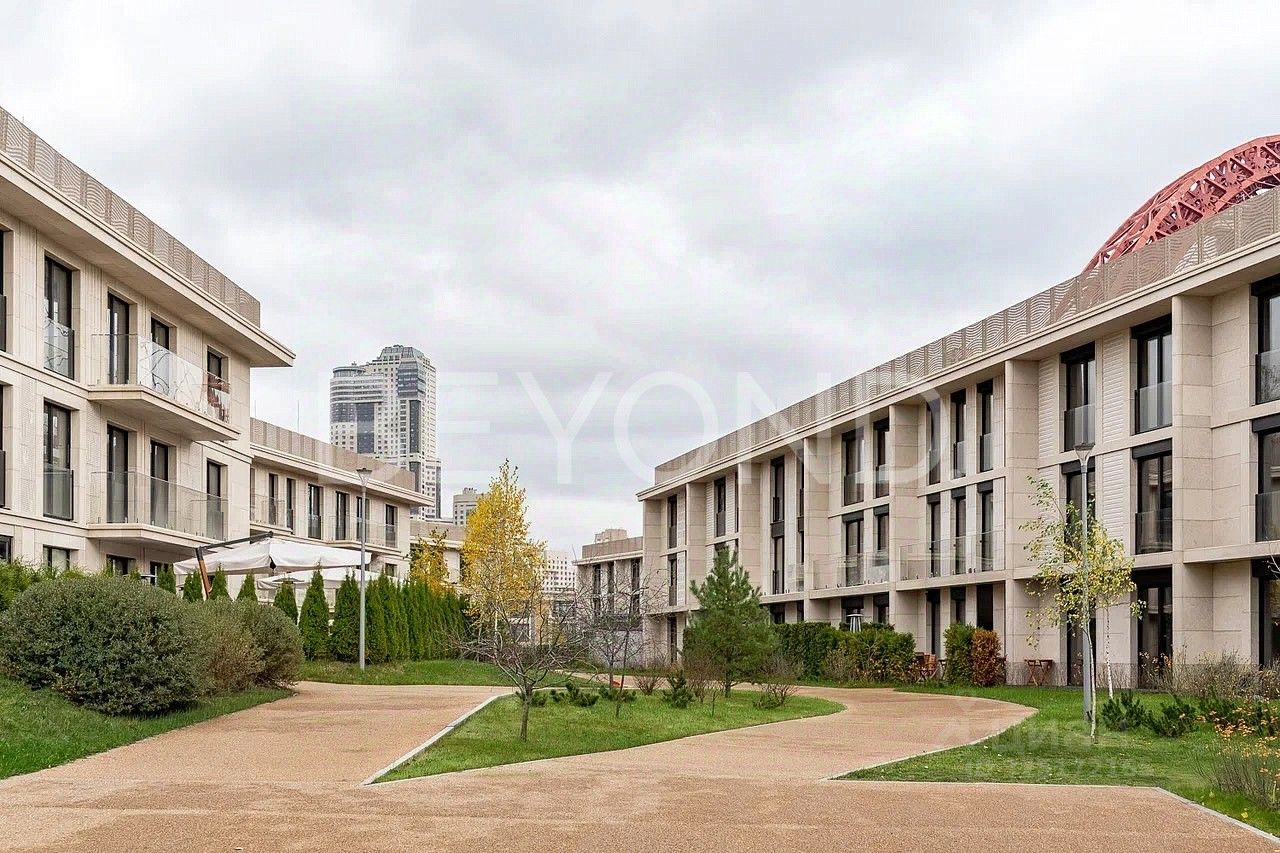 Продажа 4-комн квартиры на вторичном рынке Таманская улица, 1к3с9