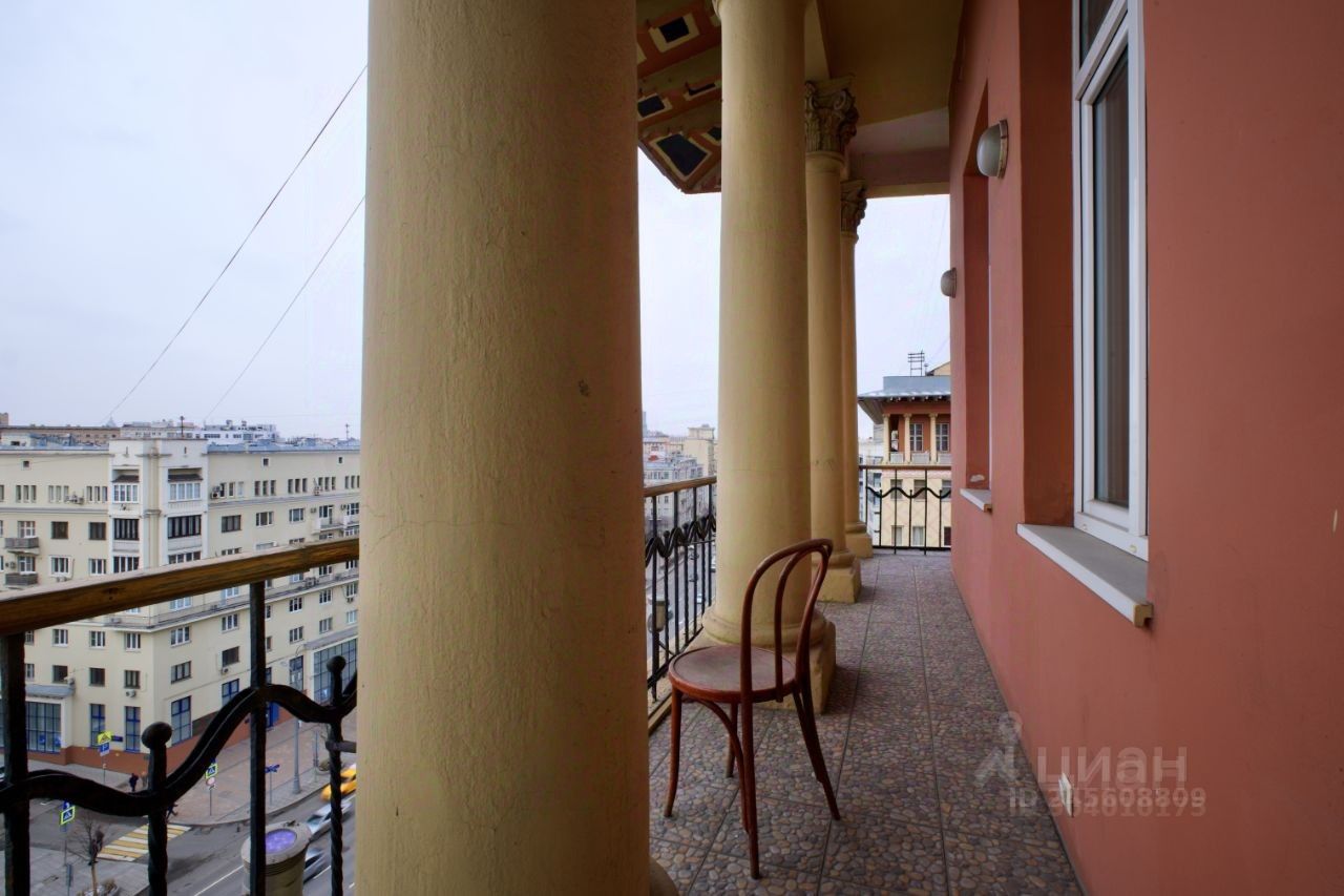 Продажа 3-комн квартиры на вторичном рынке улица Земляной Вал, 23С1