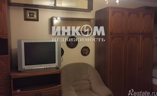 Продажа 1-комн квартиры на вторичном рынке Енисейская улица,  д. 19