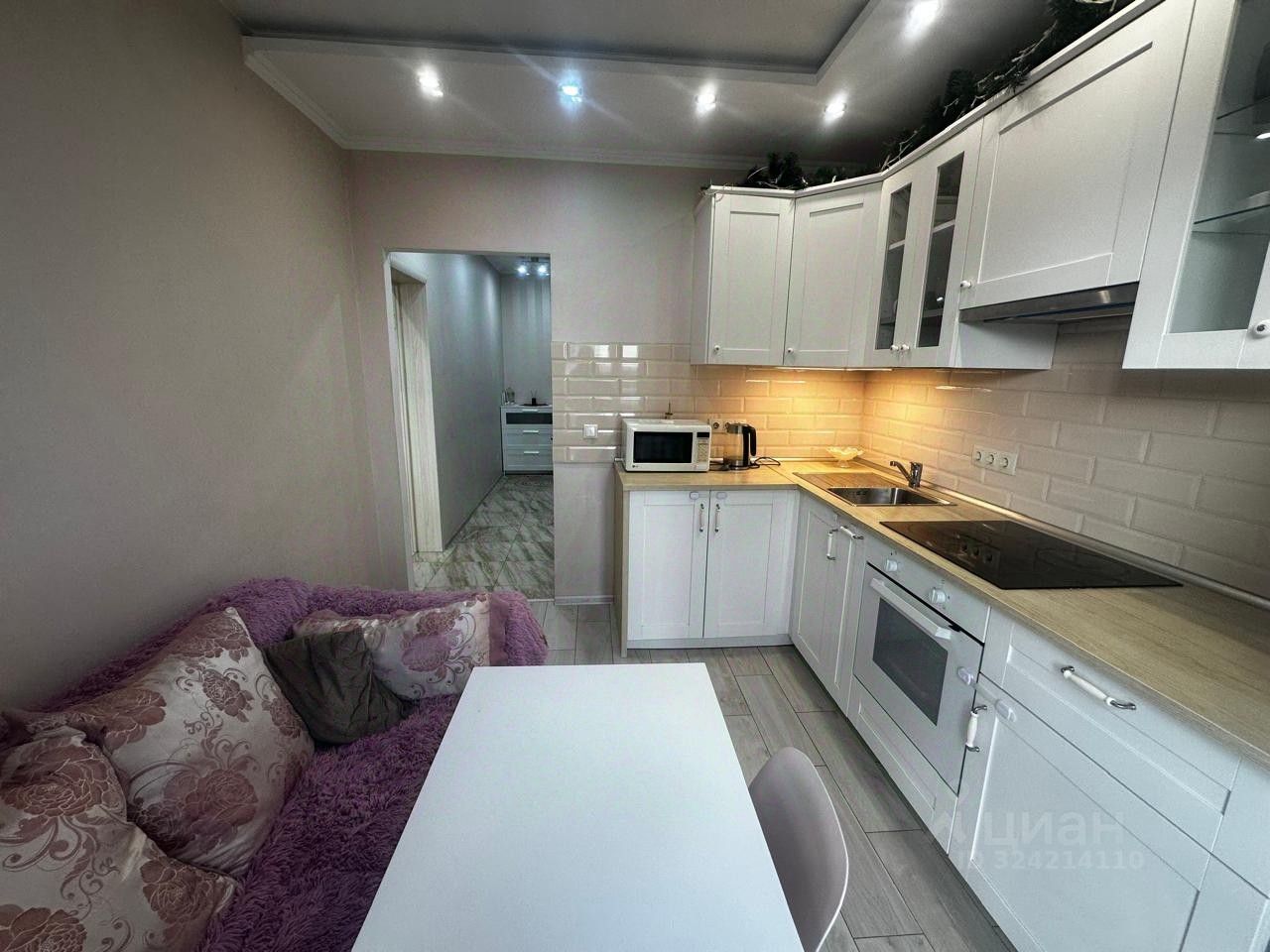 Аренда 1-комн квартиры на вторичном рынке Зенино ЖК Самолет мкр, Люберцы, улица Вертолетная,  д. 10