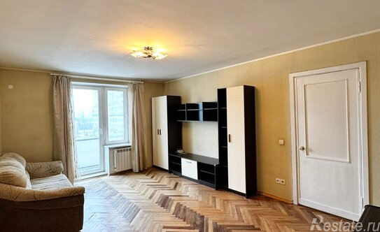 Продажа 2-комн квартиры на вторичном рынке Московский пр-кт,  д. 205 литБ