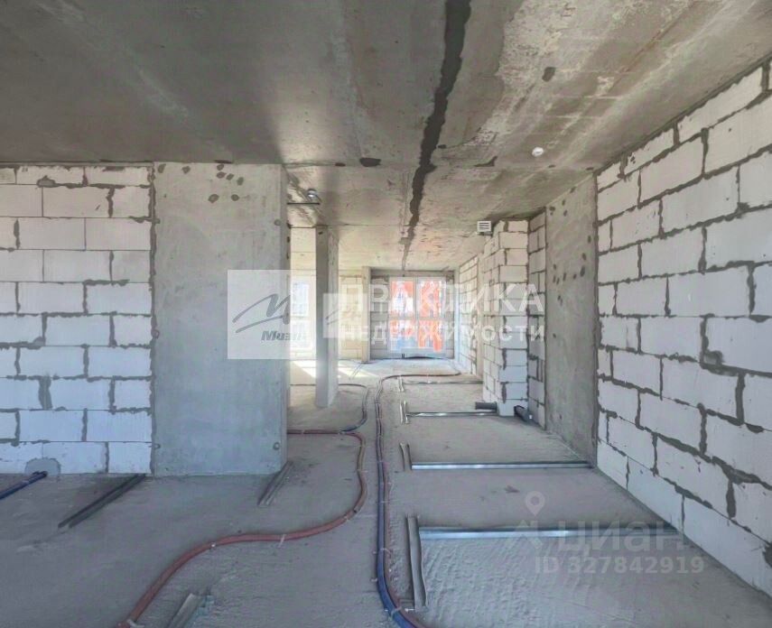 Продажа 4-комн квартиры на вторичном рынке Бартеневская улица, 18к1