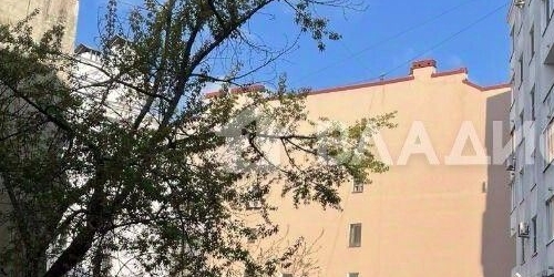 2-комн квартира улица Моисеенко, 7/40