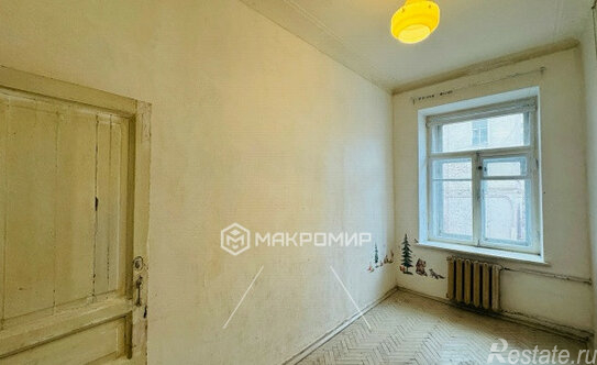 Продажа 2-комн квартиры на вторичном рынке 17-я линия,  д. 38