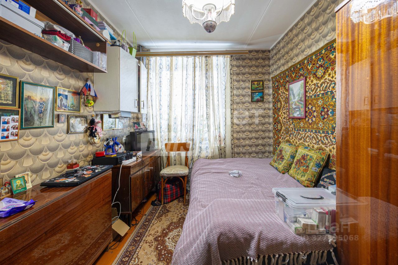 Продажа 2-комн квартиры на вторичном рынке Подольск, Октябрьский проспект, 5