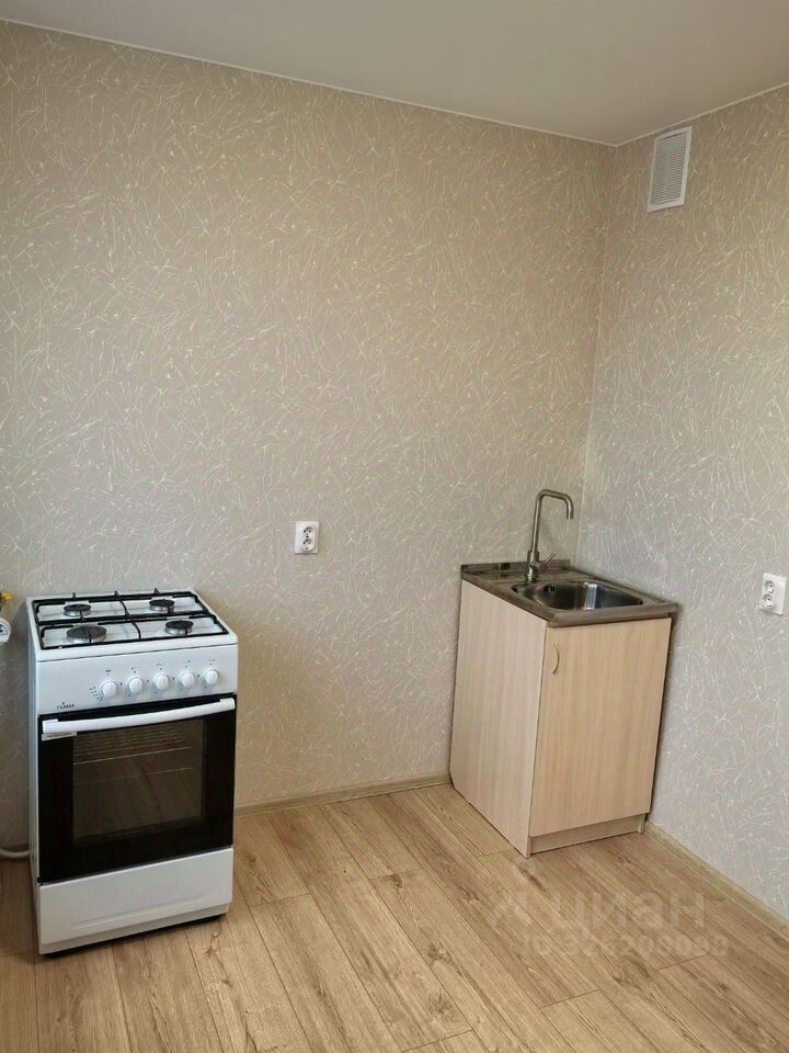 Продажа 2-комн квартиры на вторичном рынке Выборг, улица Рубежная,  д. 28