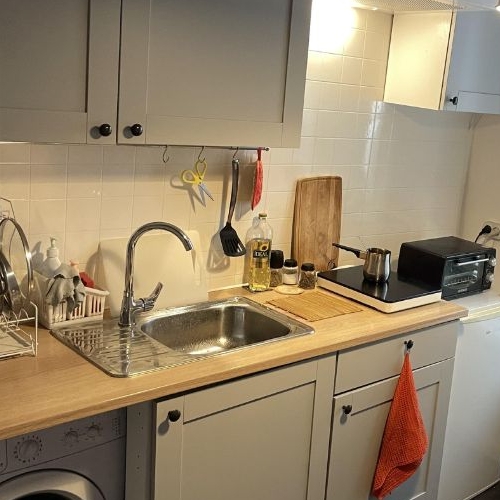 2-комн квартира улица Моисеенко, 7/40