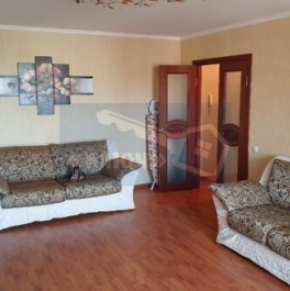 Продажа 2-комн квартиры на вторичном рынке Западный, ул Дружбы,  д. 7