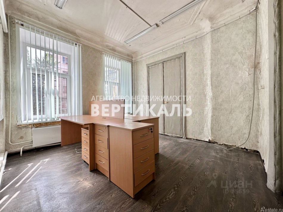 Аренда 4-комн квартиры на вторичном рынке улица Фадеева,  д. 10