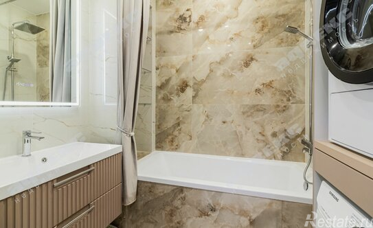 Продажа 2-комн квартиры на вторичном рынке Мурино г, Петровский б-р,  д. 11 к1