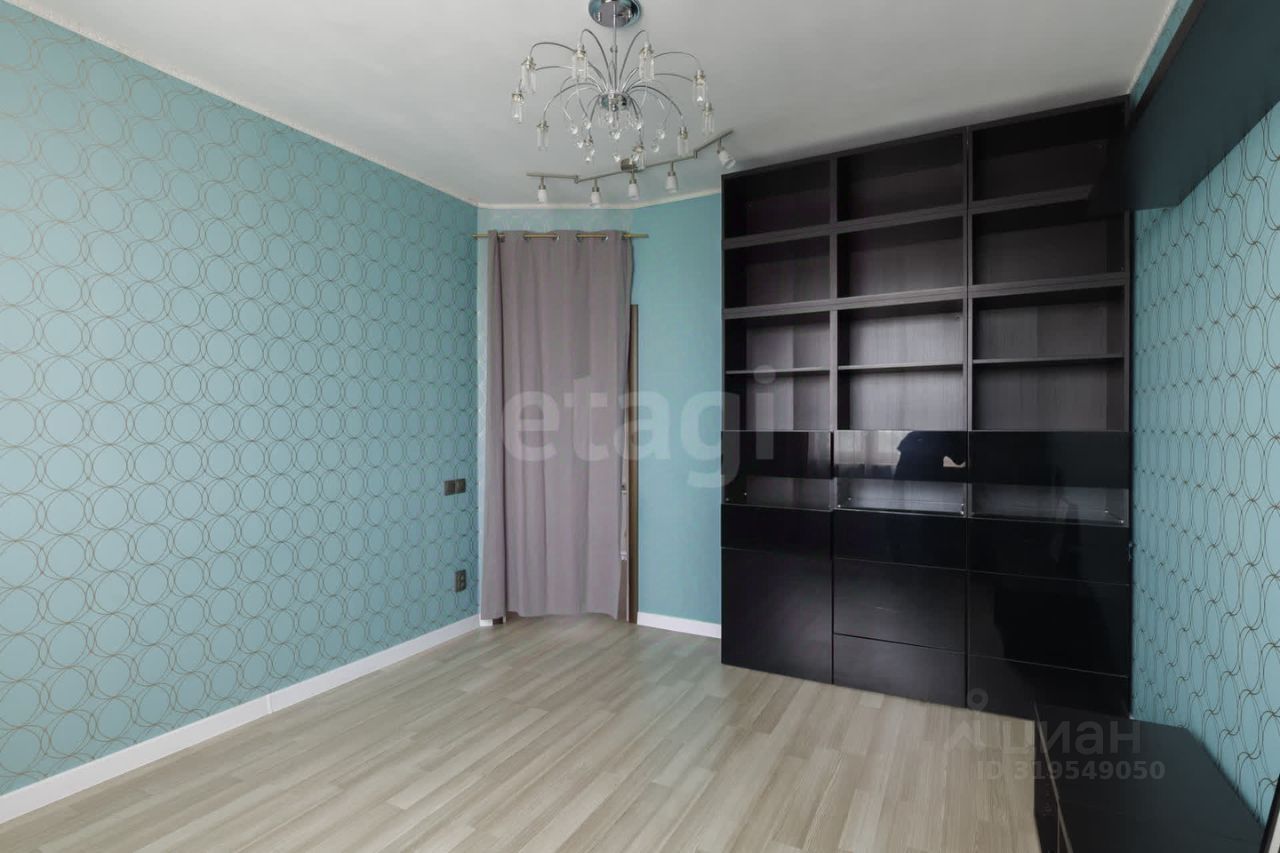 Продажа 2-комн квартиры на вторичном рынке Земледельческая улица, 5к2