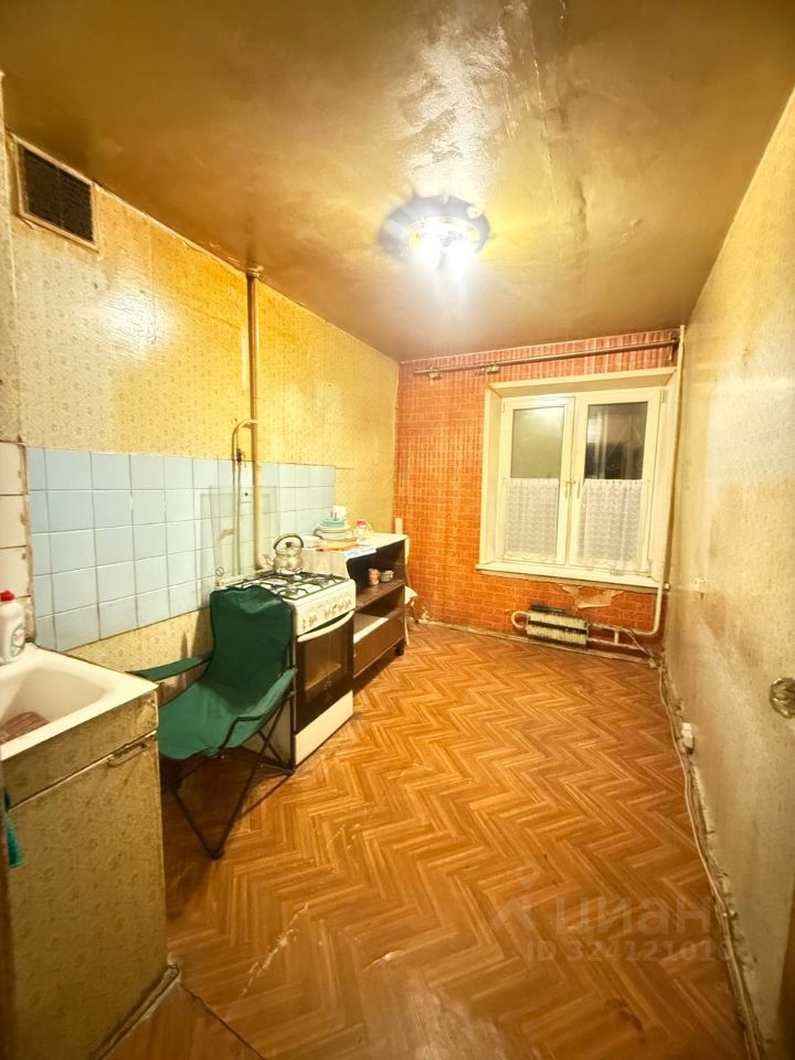 Продажа 3-комн квартиры на вторичном рынке Реутовская улица, 24