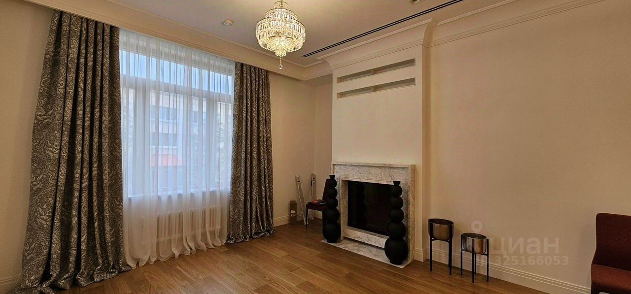 Продажа 4-комн квартиры на вторичном рынке улица Косыгина, 21