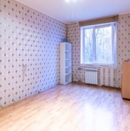 Продажа 2-комн квартиры на вторичном рынке Дачный пр-кт,  д. 35