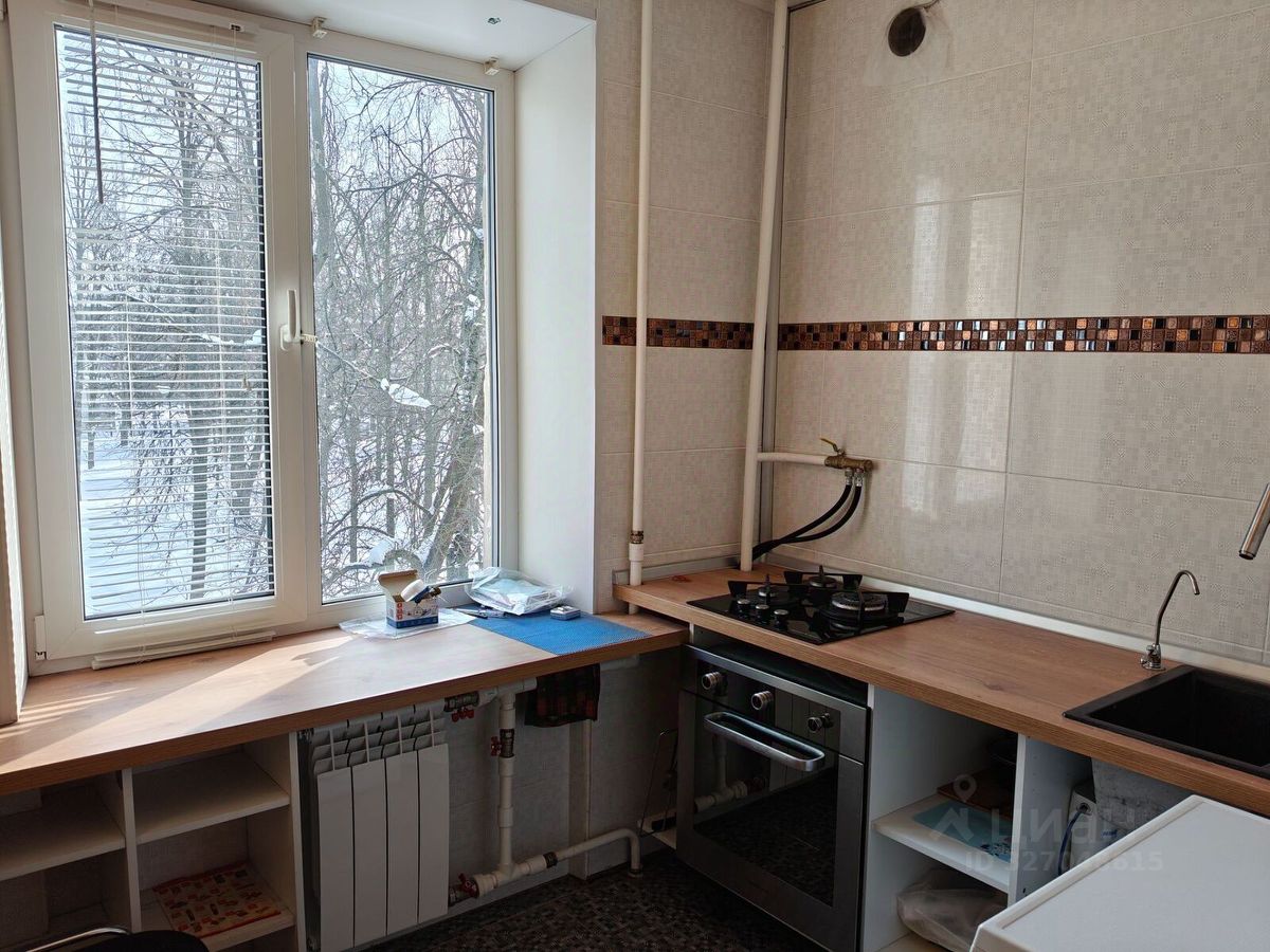 Продажа 2-комн квартиры на вторичном рынке пос. Тельмана, 14