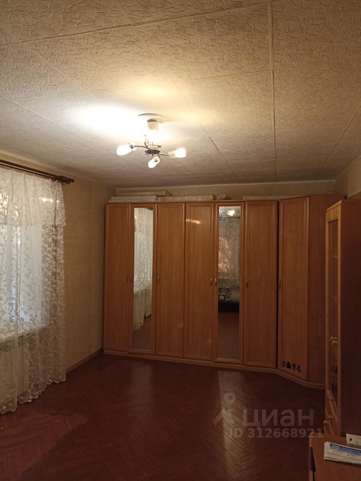 Продажа 2-комн квартиры на вторичном рынке Пискаревский проспект, 143