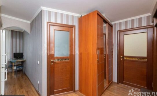 Продажа 2-комн квартиры на вторичном рынке улица Гришина,  д. 14