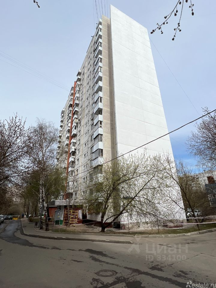 Продажа 2-комн квартиры на вторичном рынке Кустанайская улица,  д. 4 к2