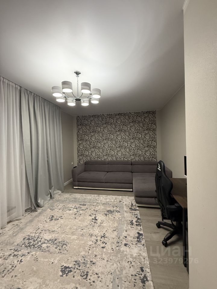 Аренда 2-комн квартиры на вторичном рынке ВНИИССОК пгт, улица Бородинская, 3