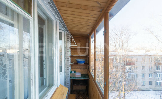 Продажа 2-комн квартиры на вторичном рынке Петергоф г, Разведчика б-р,  д. 8 к4