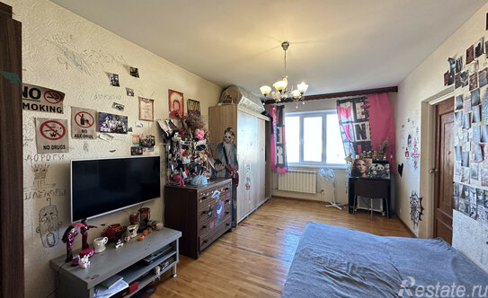 Продажа 3-комн квартиры на вторичном рынке улица Сикейроса,  д. 19 к2