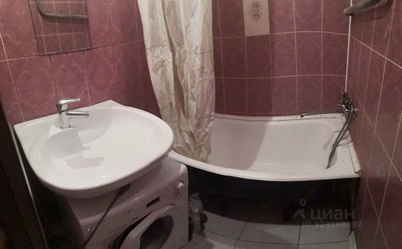 Продажа 3-комн квартиры на вторичном рынке проезд Шокальского, 19