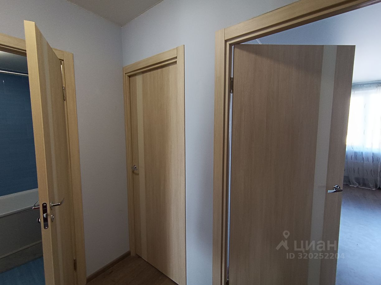 Продажа 2-комн квартиры на вторичном рынке Лопатино пгт, улица Сухановская, 16